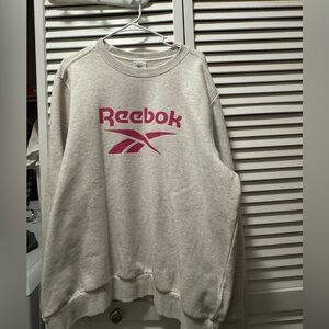 Reebok  sweatshirt